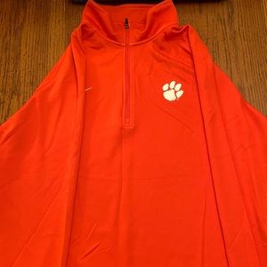 Clemson Tigers Nike Dri-Fit pullover. Size:XL. Like new condition.